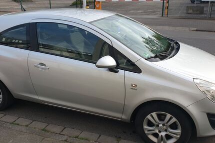 Opel Corsa 182.500 km 2.400 &euro; Krefeld 47805