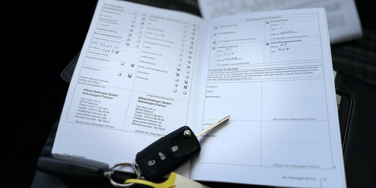 VW Touran Cross / 2,0 TDI / 170 PS / PANO / 7 Sitze 185.000 km 12.790 &euro; Mönchengladbach 41066