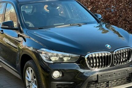 BMW X1 210.000 km 12.940 &euro; Düsseldorf 40468