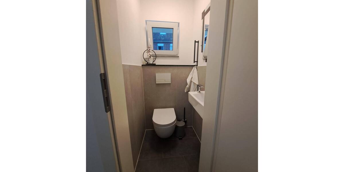 Einfamilienhaus Dormagen Stürzelberg - 7 Zimmer, 232 m&sup2;, 669.000&euro; | Angebot:26064709