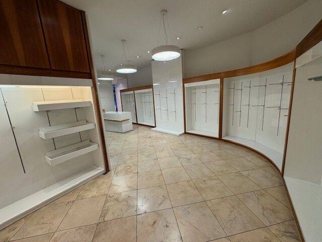 Gewerbeobjekt Mülheim an der Ruhr Mitte - 1.500&euro; | Angebot:25683162