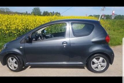 Toyota Aygo (X) 220.000 km 1.480 &euro; Ratingen 40880