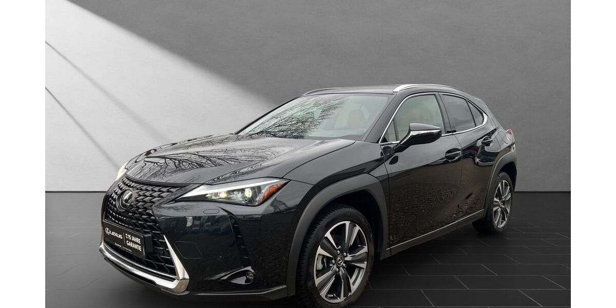 Lexus UX 21.240 km 30.450 &euro; Duisburg 47055