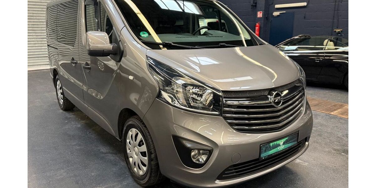 Opel Vivaro 106.000 km 17.950 &euro; Hilden 40721