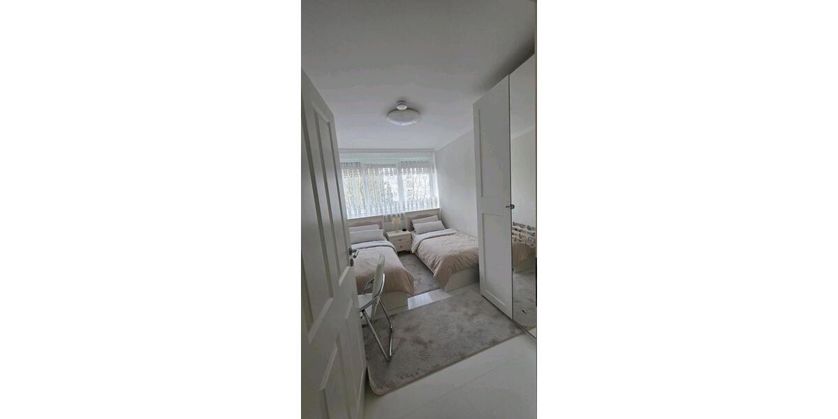 Etagenwohnung Dormagen Hackenbroich - 4 Zimmer, 93 m&sup2;, 275.000&euro; | Angebot:23917483