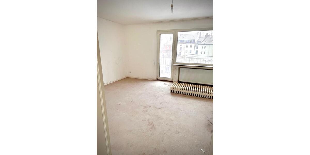 Etagenwohnung Duisburg Rheinhausen - 3 Zimmer, 130 m&sup2;, 900&euro; | Angebot:25131168