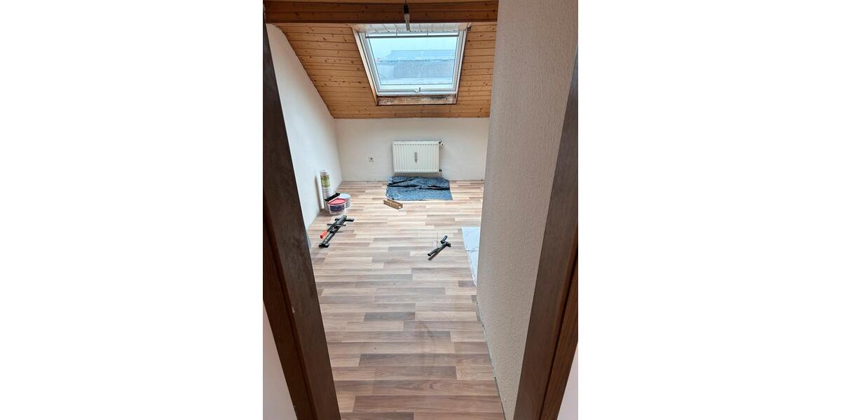 Dachgeschoßwohnung Krefeld Dießem - 2 Zimmer, 45 m&sup2;, 630&euro; | Angebot:26560455
