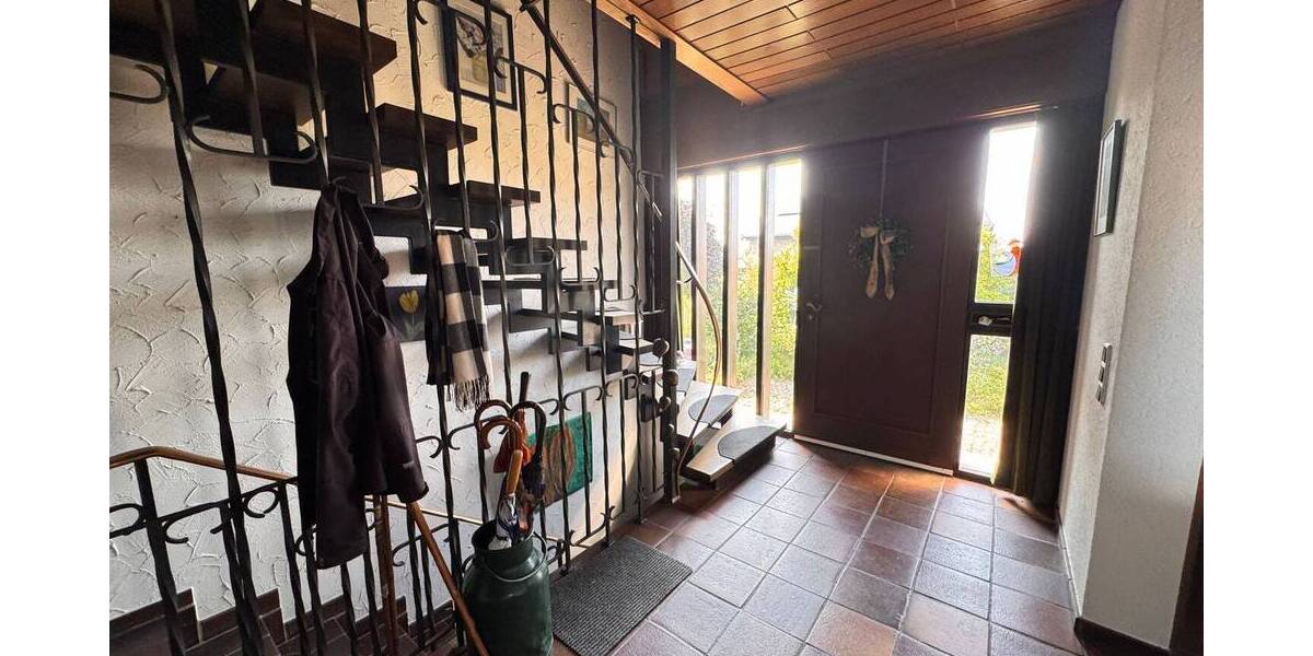 Mehrfamilienhaus, Wohnhaus Erkelenz Houverath - 8 Zimmer, 186 m&sup2;, 429.000&euro; | Angebot:25773444