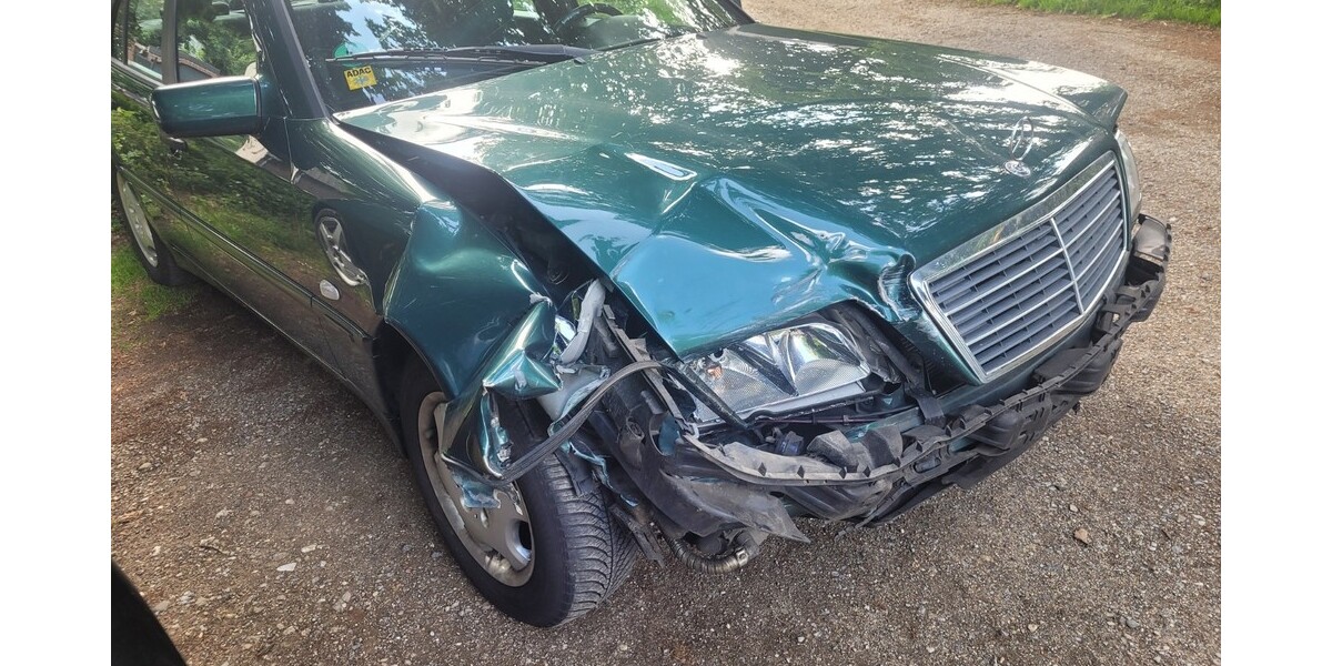 Mercedes-Benz C200 CDI w202 170.000 km 1.700 &euro; Viersen 41747