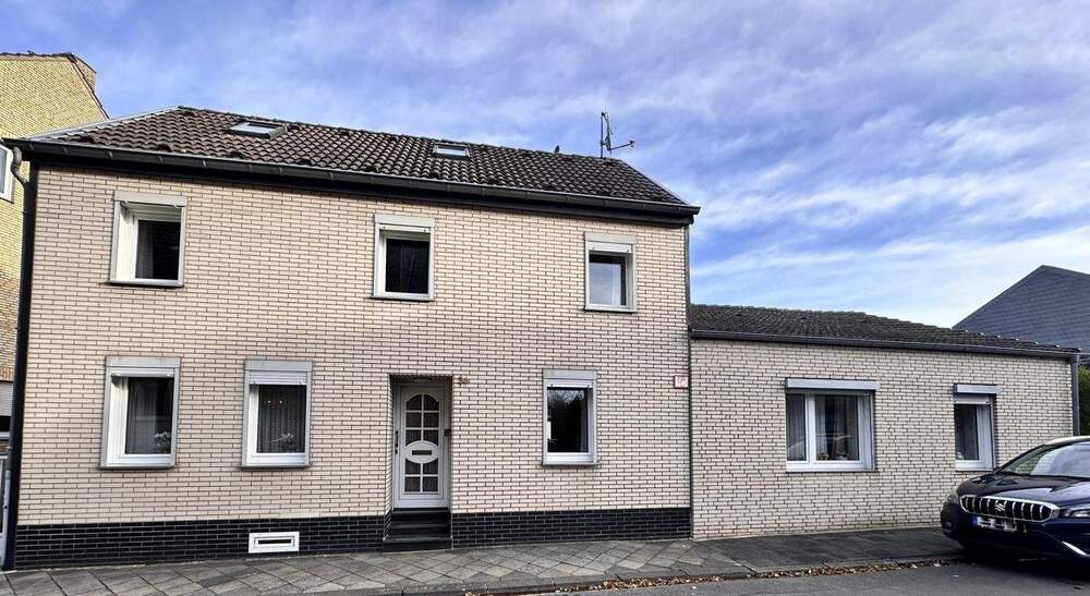 Einfamilienhaus Mönchengladbach Pongs - 6 Zimmer, 155 m&sup2;, 229.000&euro; | Angebot:25684504