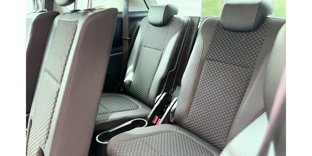 Opel Zafira Innovation / Automatik / Navi / 7 Sitze 95.000 km 13.890 &euro; Mönchengladbach 41066