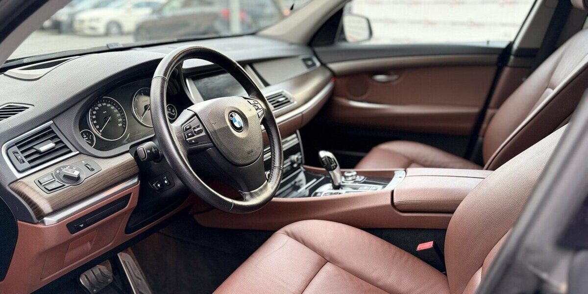 BMW 530 Gran Turismo xDrive / M Paket / Pano/ Leder 179.000 km 16.400 &euro; Mönchengladbach 41066