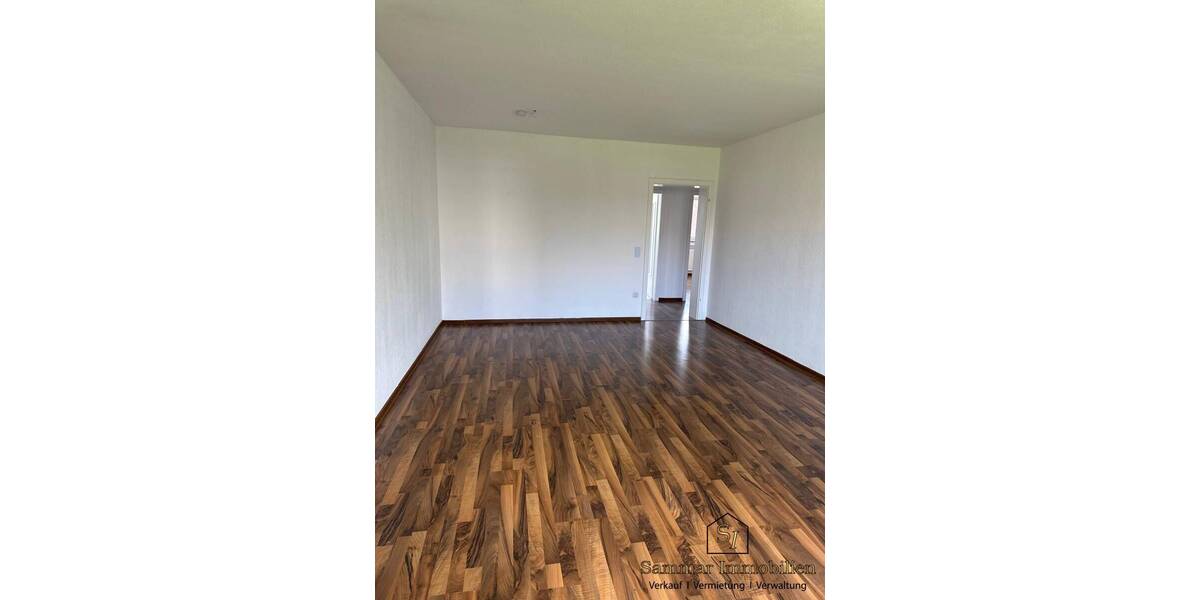 Etagenwohnung Moers Hochstraß - 3 Zimmer, 70 m&sup2;, 840&euro; | Angebot:26053041