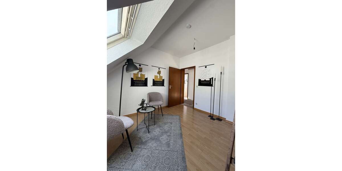 Etagenwohnung Düsseldorf - 5 Zimmer, 94 m&sup2;, 561.000&euro; | Angebot:27110027
