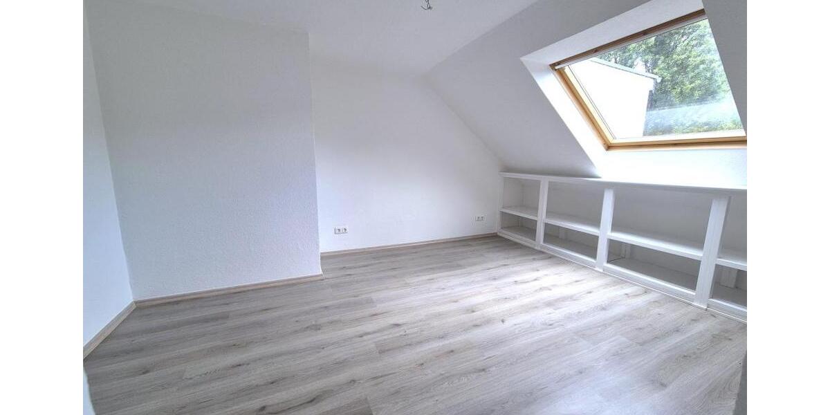Etagenwohnung Duisburg Mittelmeiderich - 3.5 Zimmer, 53 m&sup2;, 370&euro; | Angebot:26385408