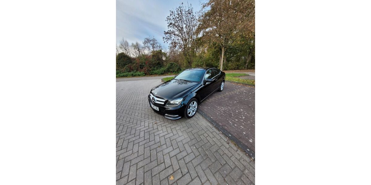 Mercedes-Benz C 220 221.500 km 9.500 &euro; Jüchen 41363