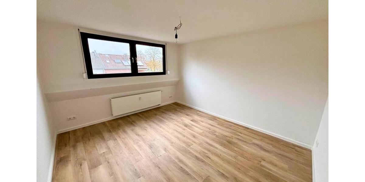 Etagenwohnung Mönchengladbach Ost - 3 Zimmer, 68 m&sup2;, 695&euro; | Angebot:25542396