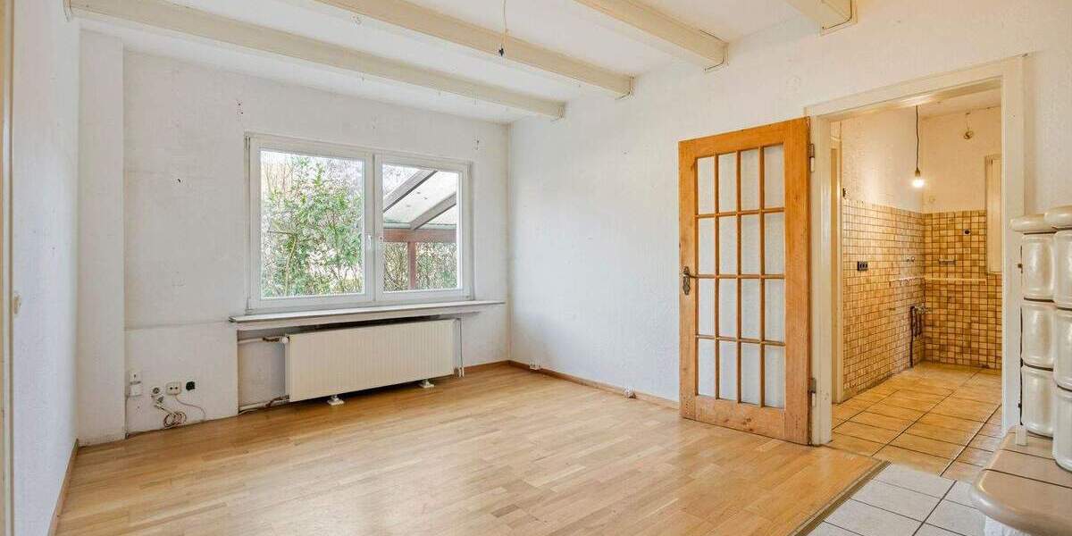 Doppelhaushälfte Düsseldorf Urdenbach - 8 Zimmer, 127 m&sup2;, 399.000&euro; | Angebot:25744500