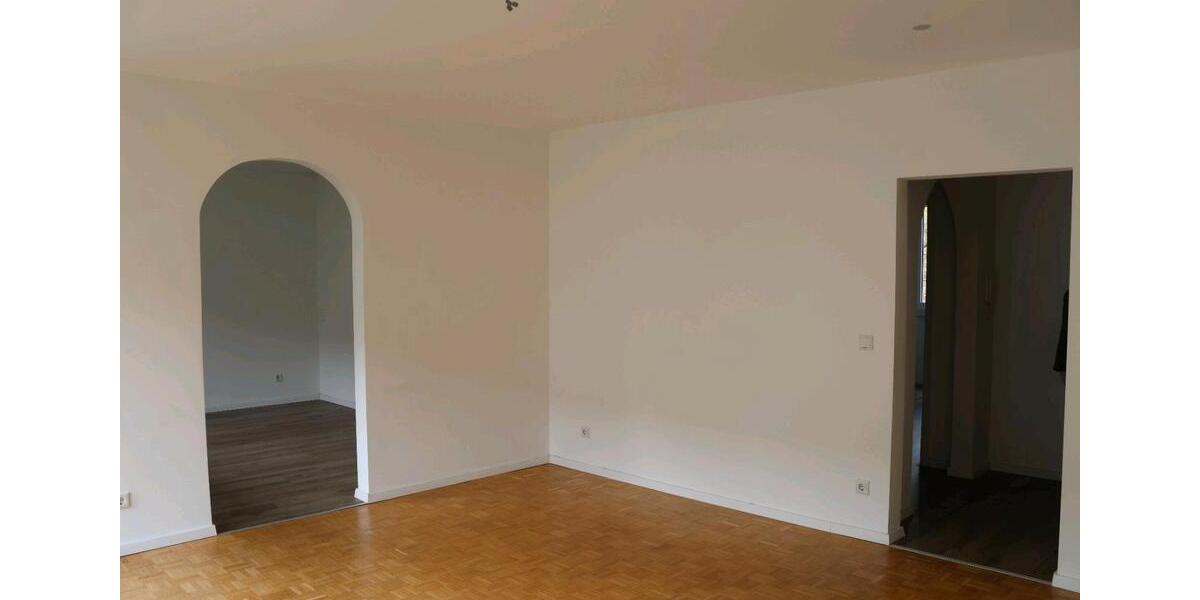 Hochparterre Düsseldorf Niederkassel - 3.5 Zimmer, 82 m&sup2;, 540.000&euro; | Angebot:26023909