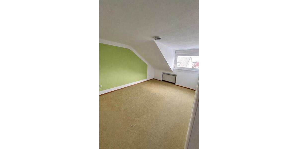 Dachgeschoßwohnung Erkelenz - 1 Zimmer, 65 m&sup2;, 520&euro; | Angebot:25444022