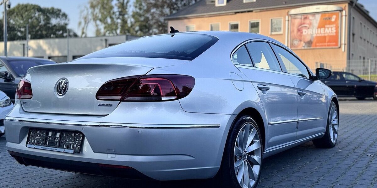 VW Passat CC Highline/Autom,/ Leder/PANO/5 Sitze 180.000 km 10.490 &euro; Mönchengladbach 41066