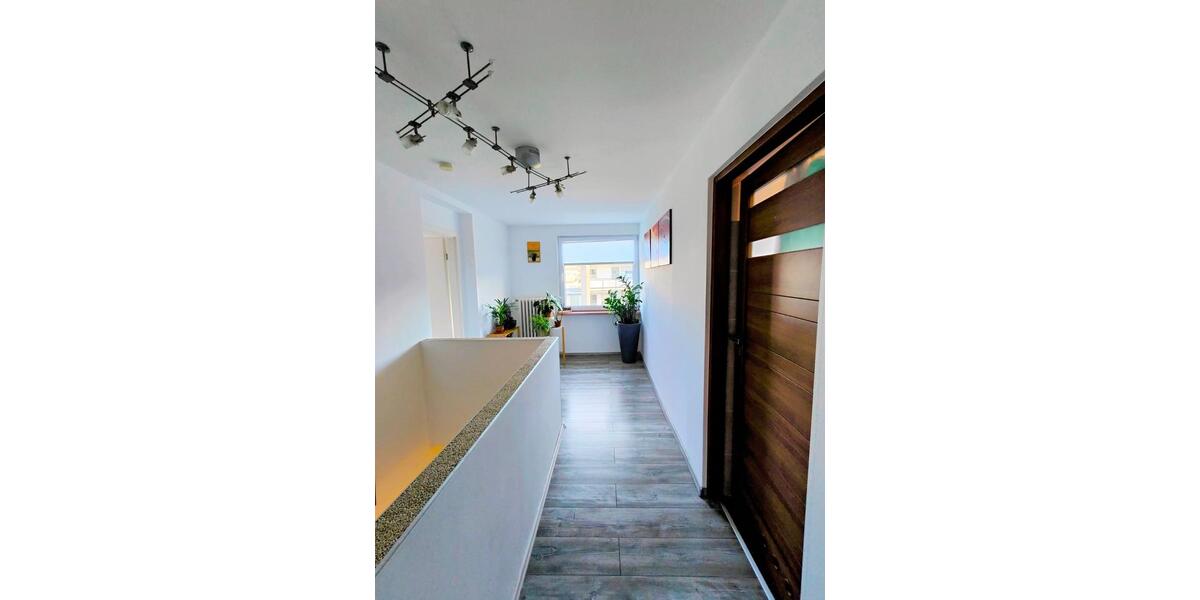 Reihenhaus Duisburg Rheinhausen - 8 Zimmer, 160 m&sup2;, 498.000&euro; | Angebot:25045833