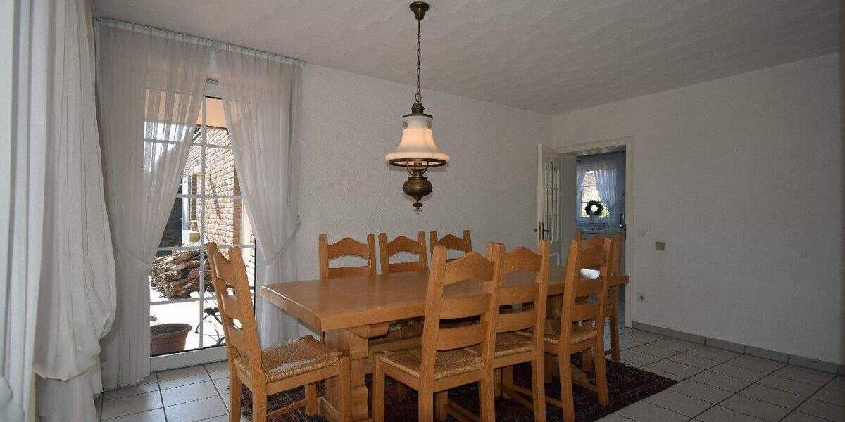 Einfamilienhaus Nettetal Kaldenkirchen - 8 Zimmer, 219 m&sup2;, 540.000&euro; | Angebot:25801337