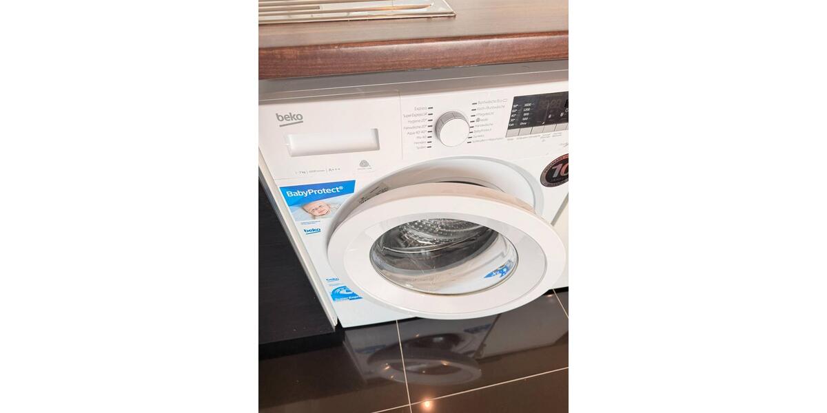 Etagenwohnung Düsseldorf Stadtbezirk 2 - 1 Zimmer, 31 m&sup2;, 819&euro; | Angebot:26577512