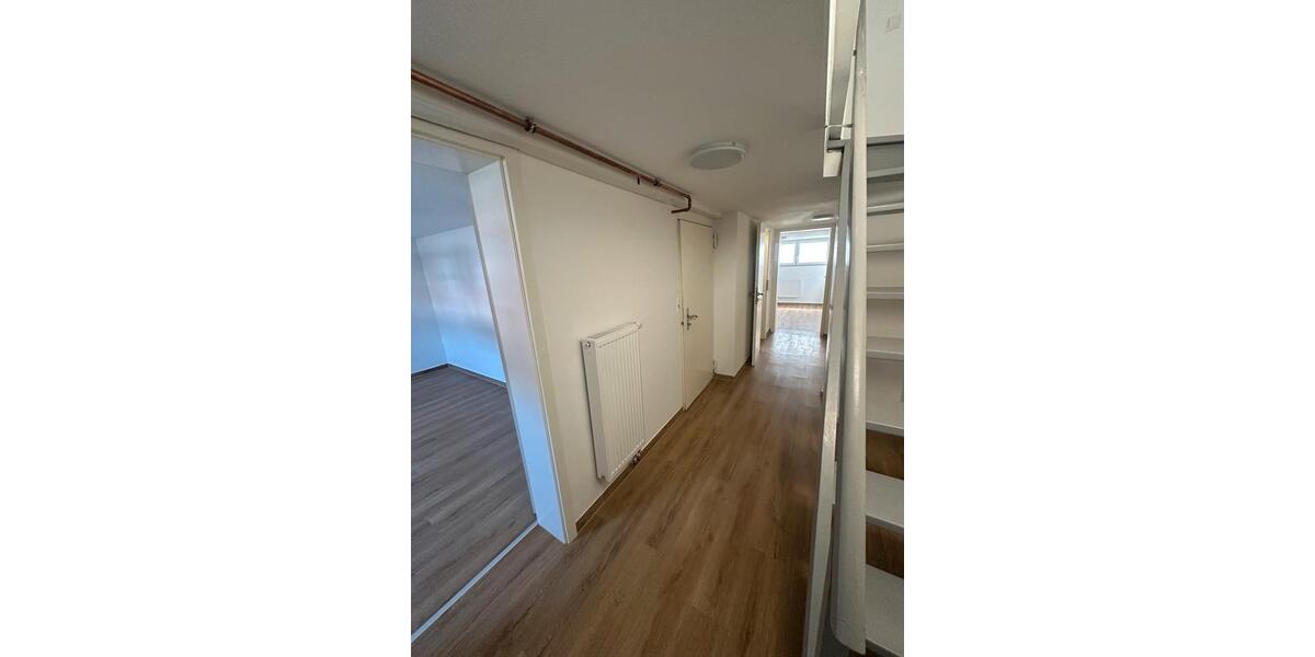 Reihenhaus Erkelenz - 5 Zimmer, 130 m&sup2;, 1.400&euro; | Angebot:25844197