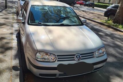 VW Golf 97.000 km 3.200 &euro; Duisburg 47279