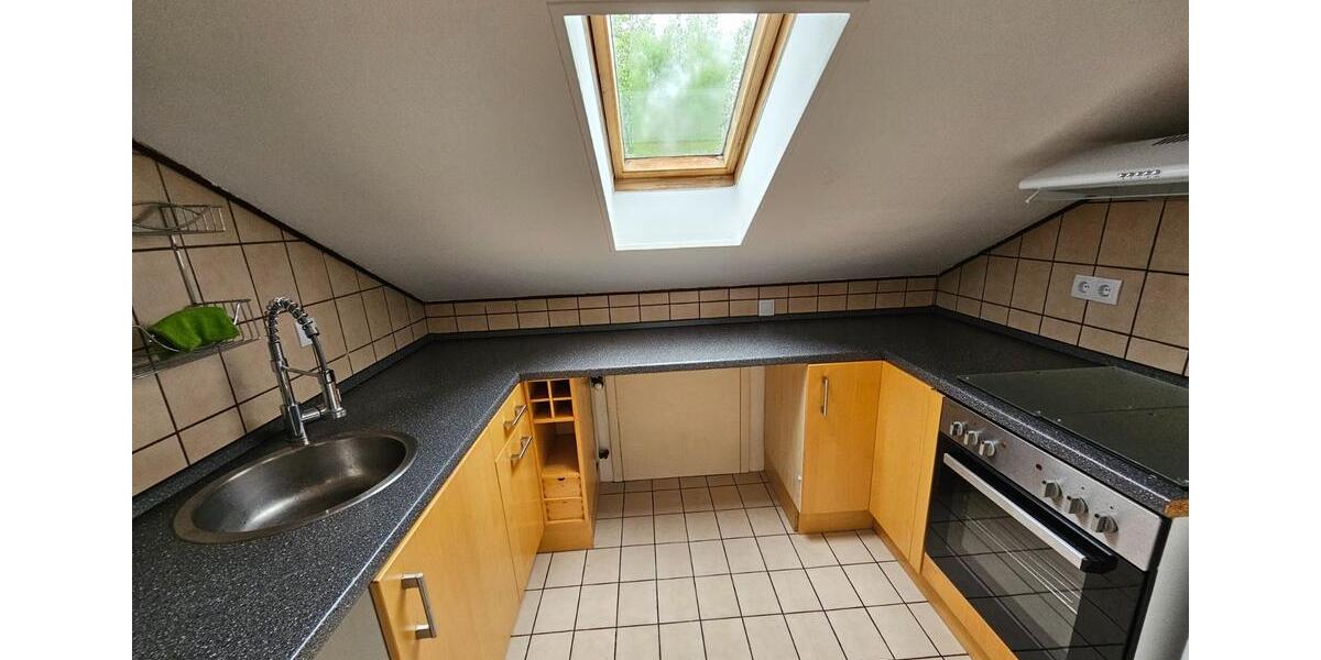 Dachgeschoßwohnung Krefeld Benrad - 2 Zimmer, 54 m&sup2;, 119.000&euro; | Angebot:25869418