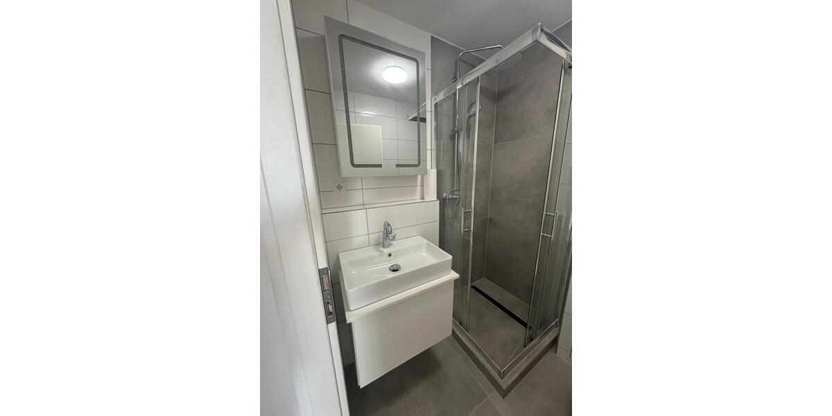 Etagenwohnung Düsseldorf Pempelfort - 1 Zimmer, 35 m&sup2;, 800&euro; | Angebot:25965151