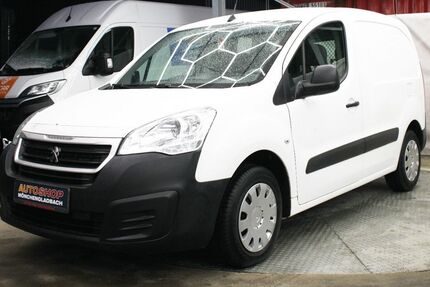 Peugeot Partner 225.000 km 4.900 &euro; Mönchengladbach 41066