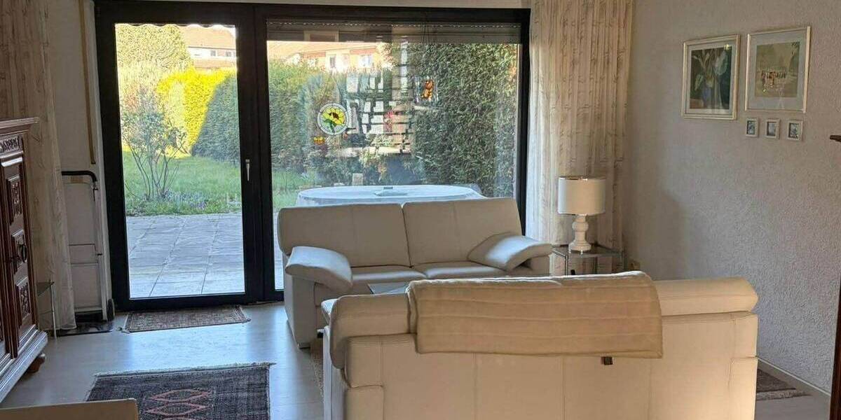 Doppelhaushälfte Jüchen Hochneukirch - 5 Zimmer, 126 m&sup2;, 330.000&euro; | Angebot:25998434