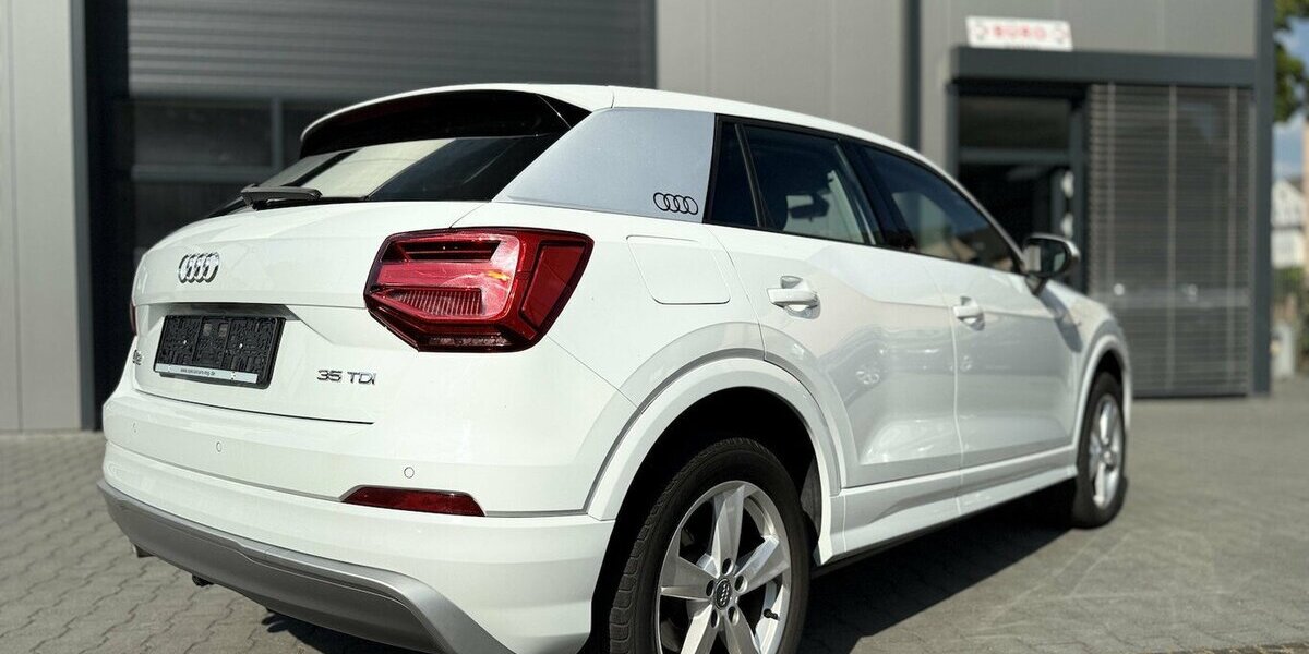 Audi Q2 35 TDI Sport / S Line / KeylessGO / AHK 55.000 km 24.680 &euro; Mönchengladbach 41066
