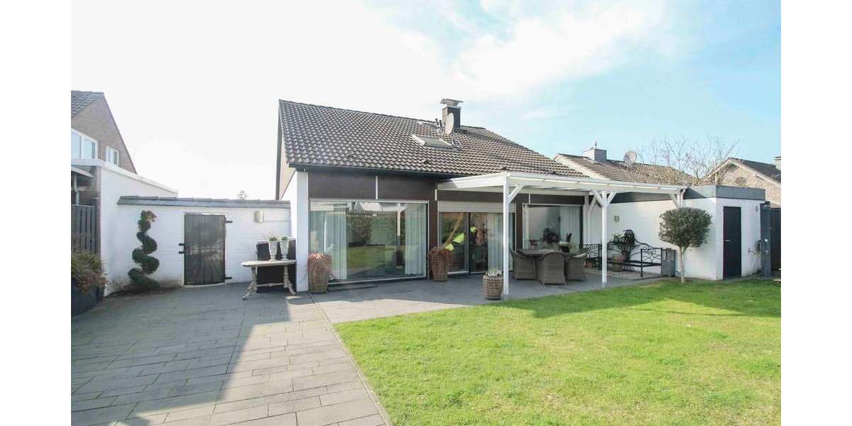 Einfamilienhaus Moers Hochstraß - 4 Zimmer, 113 m&sup2;, 469.000&euro; | Angebot:25755590