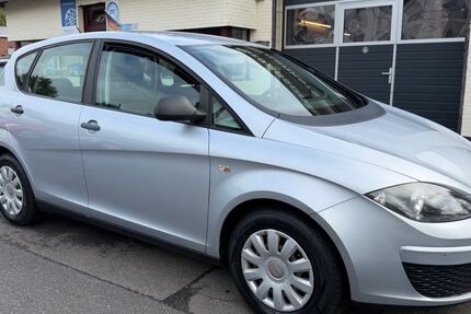 Seat Altea 17.500 km 7.777 &euro; Krefeld 47807