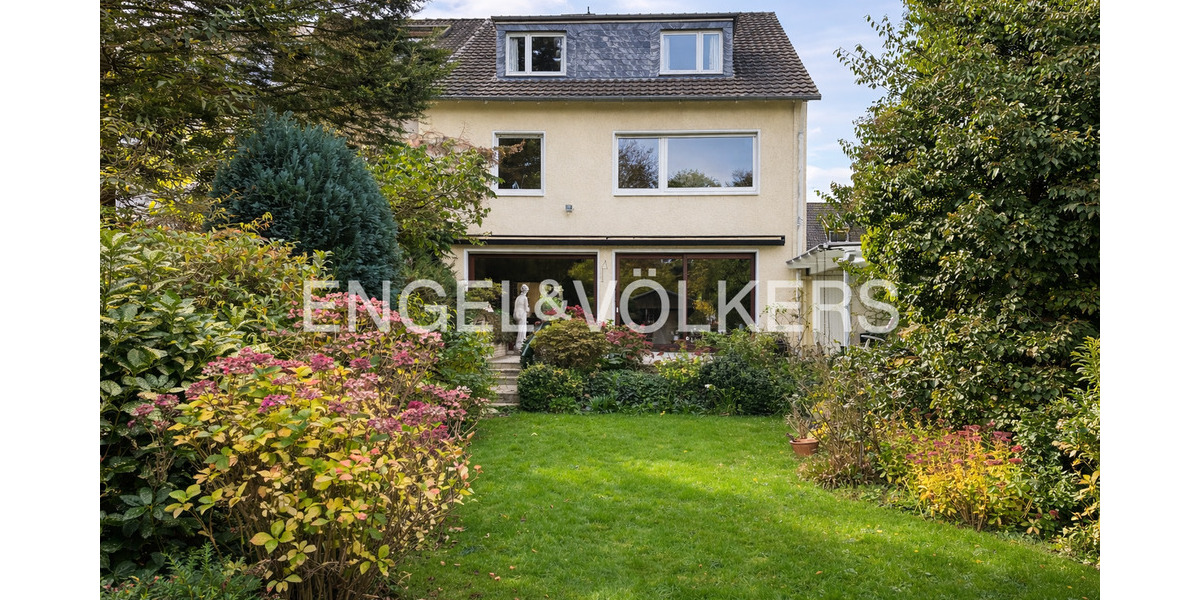 Doppelhaushälfte Hilden - 8 Zimmer, 292 m&sup2;, 795.000&euro; | Angebot:25730522