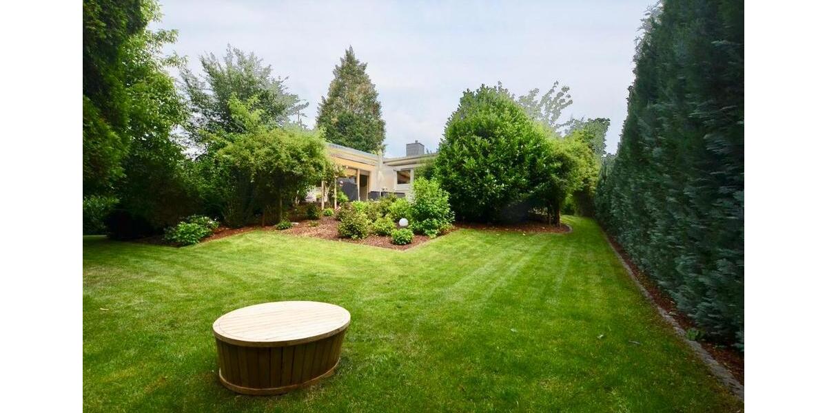 Einfamilienhaus Willich - 5 Zimmer, 150 m&sup2;, 3.350&euro; | Angebot:23227817