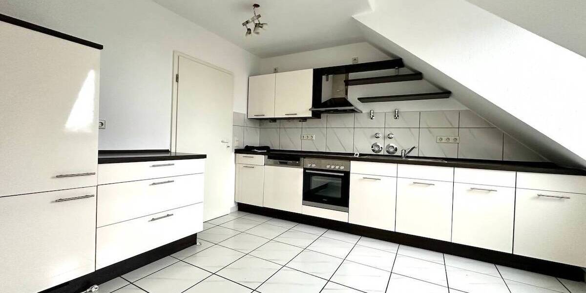 Etagenwohnung Neuss Uedesheim - 3 Zimmer, 94 m&sup2;, 299.000&euro; | Angebot:26657258