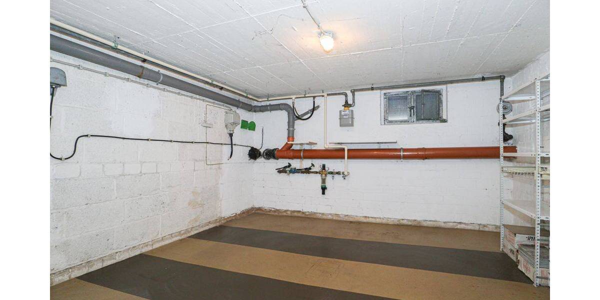 Reihenmittelhaus Neuss / Holzheim Holzheim - 5 Zimmer, 134 m&sup2;, 350.000&euro; | Angebot:26189776