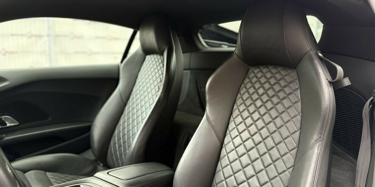 Audi R8 5.2 FSI quattro / 570PS / V10 FSI 110.000 km 99.900 &euro; Mönchengladbach 41066