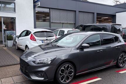 Ford Focus 48.999 km 18.990 &euro; Krefeld 47839
