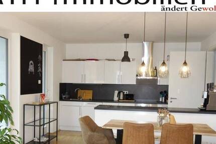 Wohnung Mönchengladbach Stadtmitte - 3 Zimmer, 89 m&sup2;, 1.188&euro; | Angebot:26453955