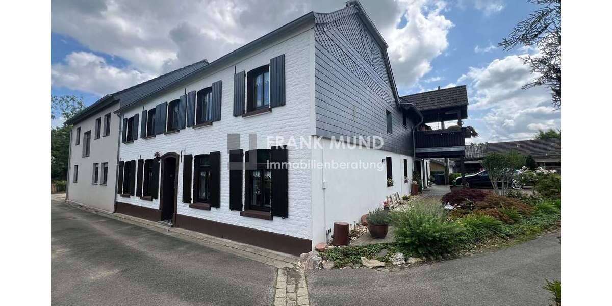 Einfamilienhaus Mönchengladbach-Rheindahlen-Rheindahlen Rheindahlen - 8 Zimmer, 241 m&sup2;, 359.000&euro; | Angebot:21132891