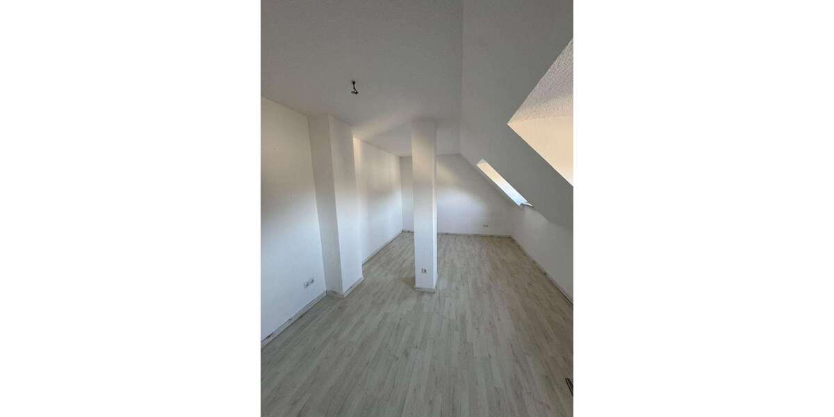 Etagenwohnung Duisburg Wanheimerort - 2 Zimmer, 62 m&sup2;, 380&euro; | Angebot:25830498
