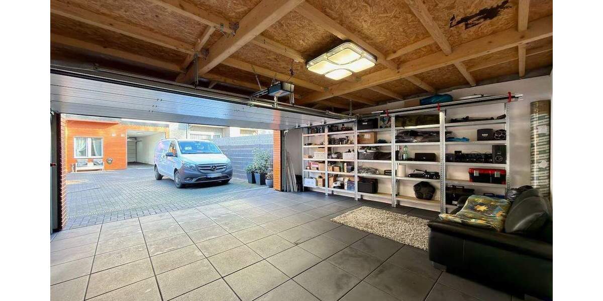 Etagenwohnung Mönchengladbach Rheydt - 4 Zimmer, 112 m&sup2;, 289.000&euro; | Angebot:25774695