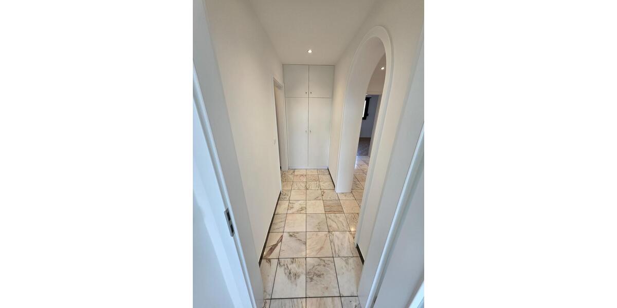 Maisonettenwohnung Mönchengladbach Nord - 4.5 Zimmer, 120 m&sup2;, 1.200&euro; | Angebot:25857283