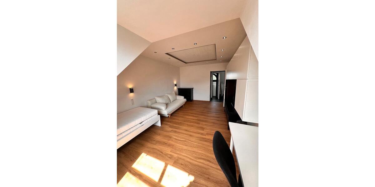 Etagenwohnung Düsseldorf Stadtbezirk 8 - 1 Zimmer, 20 m&sup2;, 650&euro; | Angebot:25825852