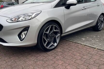 Ford Fiesta 87.350 km 9.290 &euro; Korschenbroich 41352